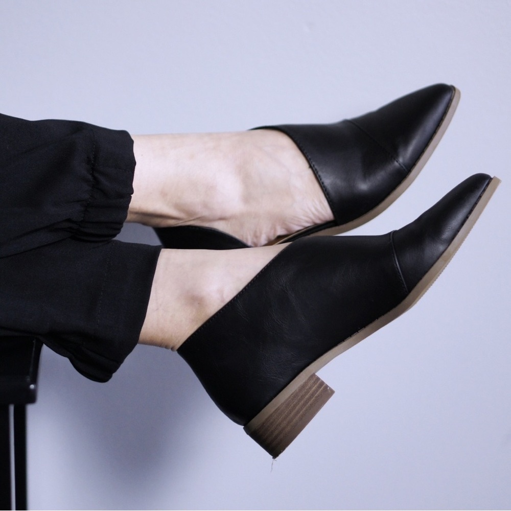 Target Universal Thread Wenda Cut-out Ankle Booties, Size 8.5